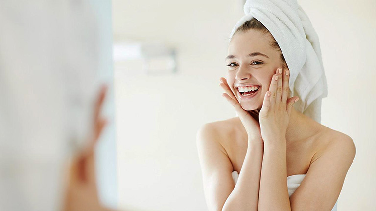 Tẩy trang để chăm sóc da Tẩy trang để chăm sóc da