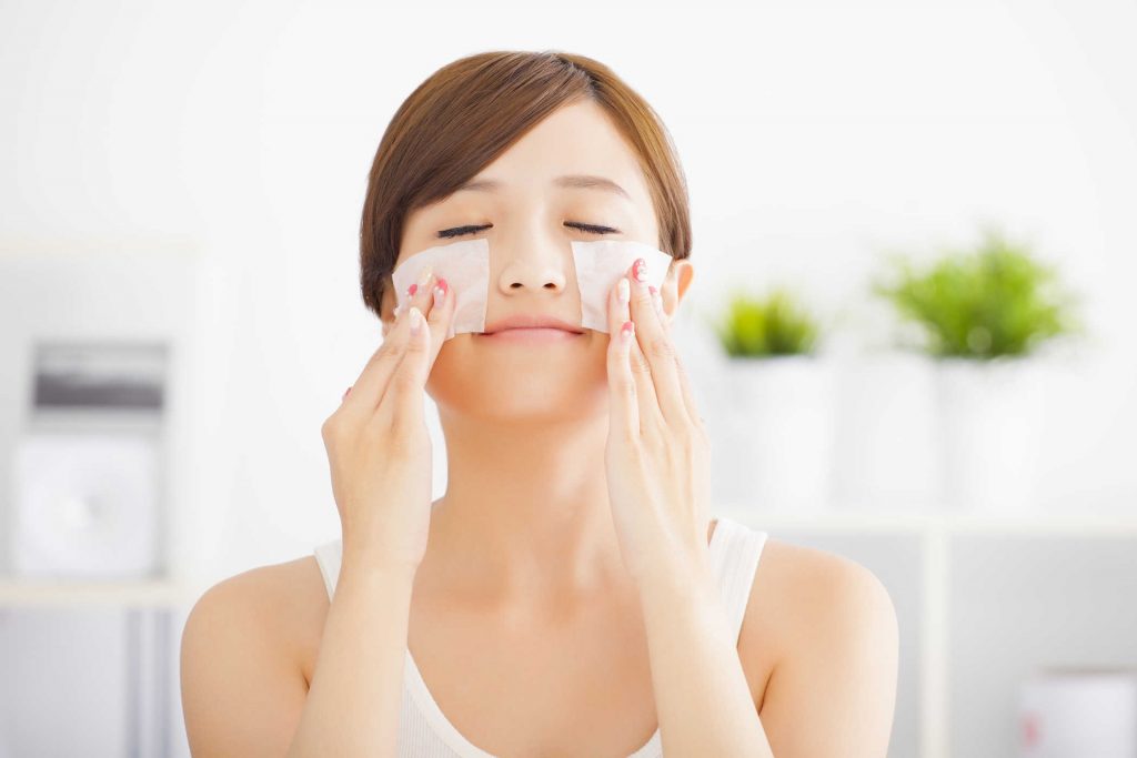 Chăm sóc da ban ngày (Nên thực hiện vào buổi sáng trước khi ra ngoài) Chăm sóc da ban ngày (Nên thực hiện vào buổi sáng trước khi ra ngoài)
