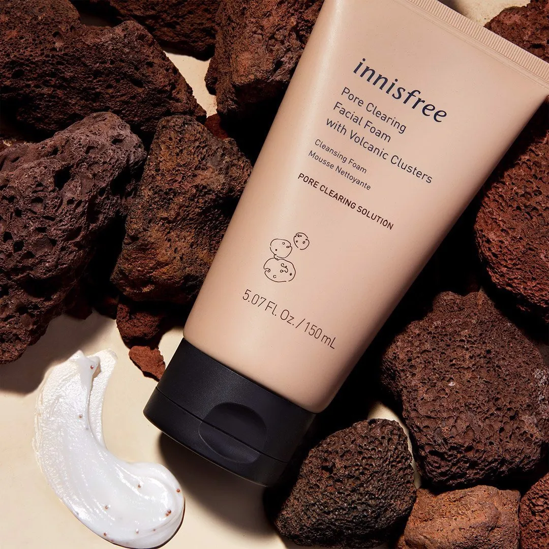 Innisfree Jeju Volcanic Mousse Cleanser